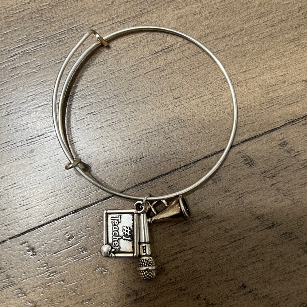 #1 teacher bracelet